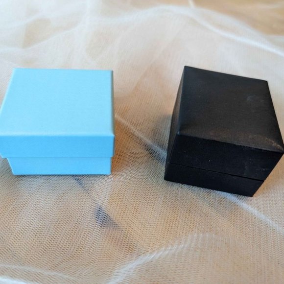 Flower & vine pearl hair comb + 5 more wedding accessories bundle - Picture 9 of 10